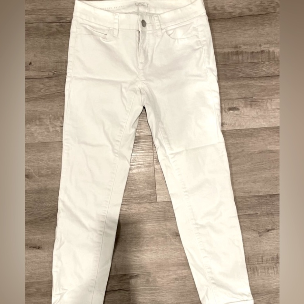 Loft White curvy straight like new jeans